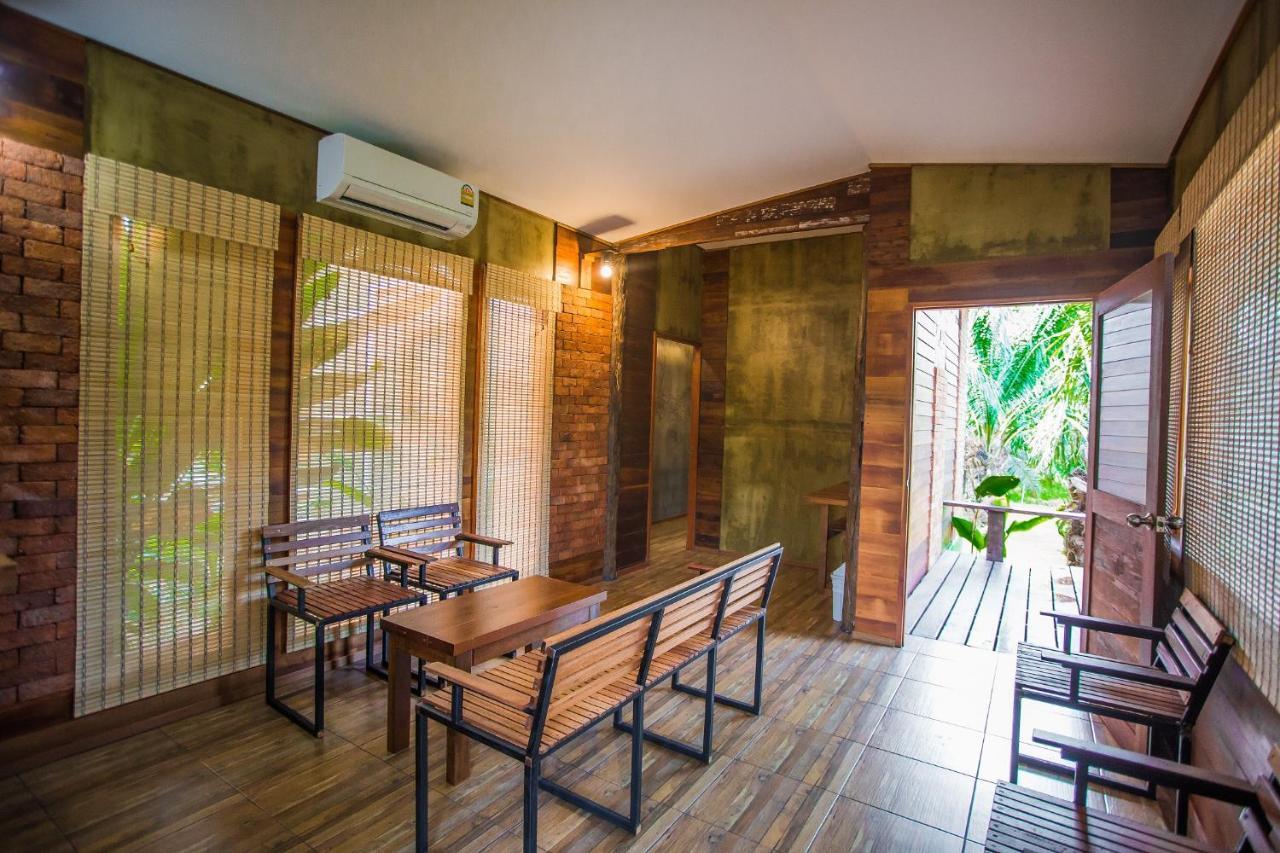 Palm Pran Resort Пран Бури Екстериор снимка